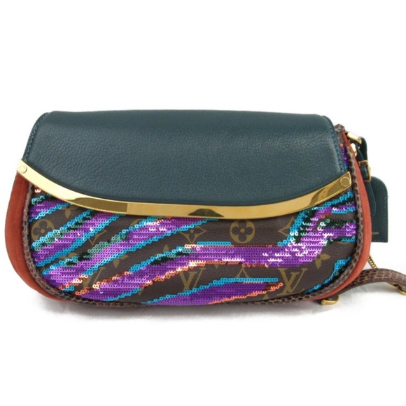 Louis Vuitton Handbags - LOUIS VUITTON LIMITED EDITION BAG